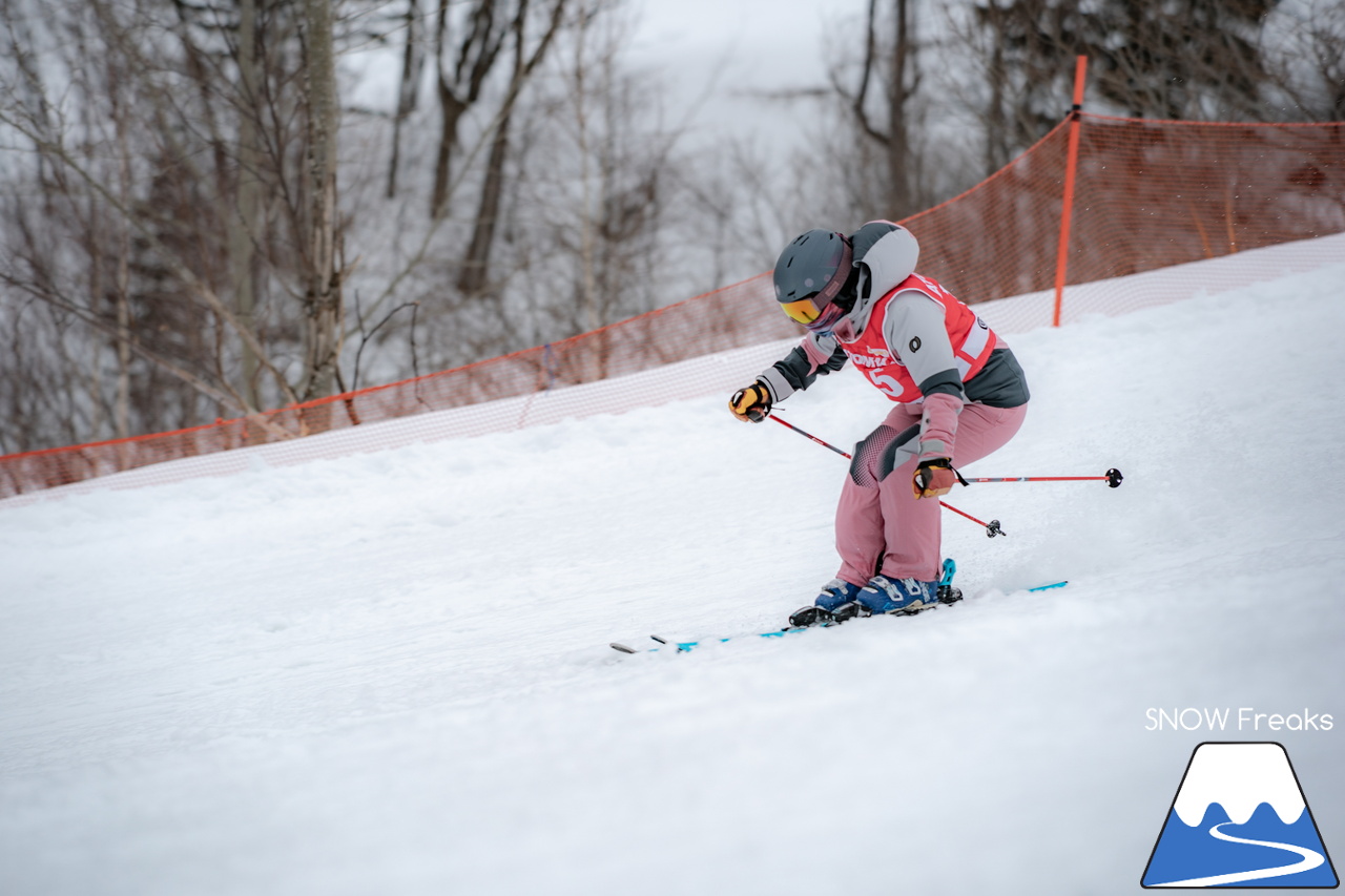 なんと約10年ぶりの「技術選」撮影?! PREMIER SKI ACADEMY presents 『2026プレミアカップ・スキー技術選』レポート！｜朝里川温泉スキー場